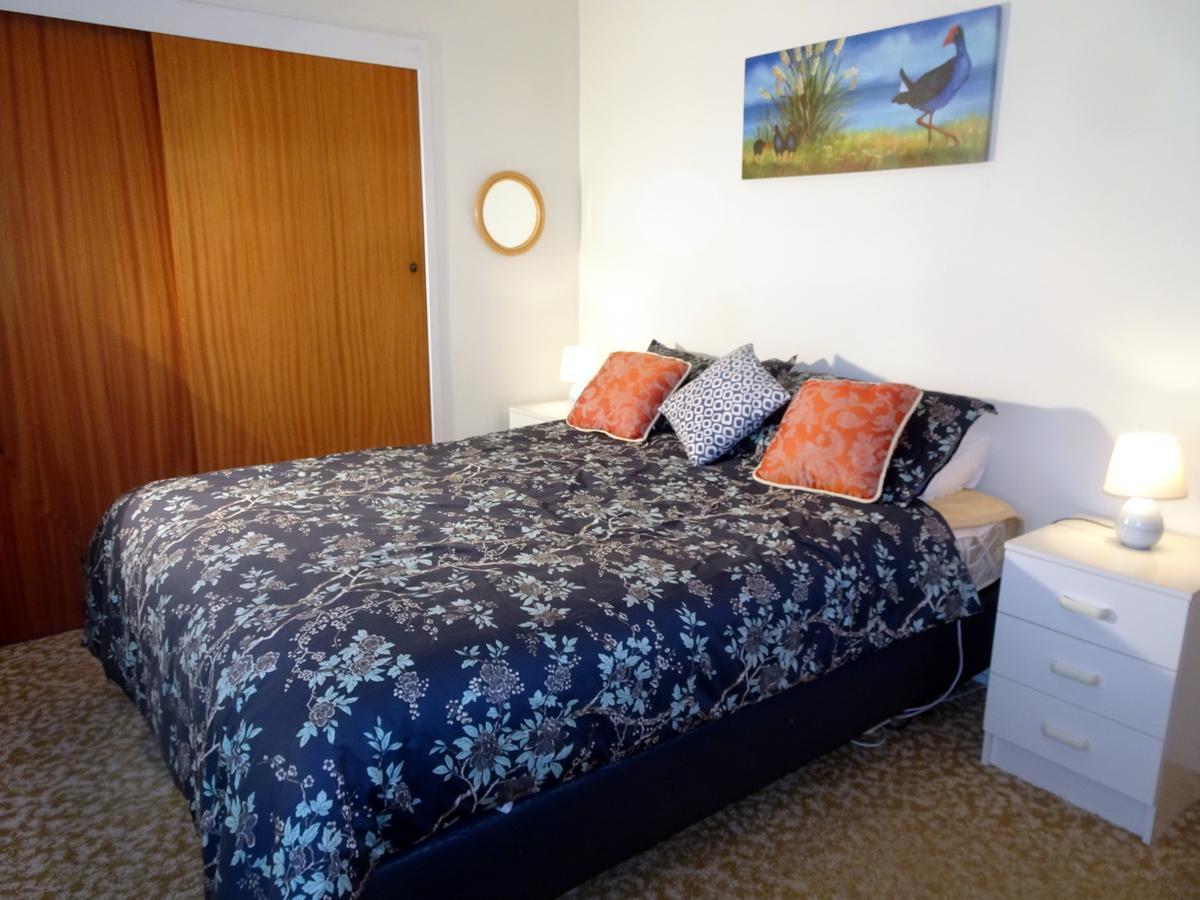 Smokebush Cottage - Holiday Home Exclusively Yours Turangi Eksteriør billede